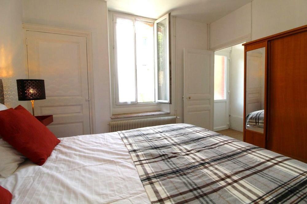 Appartements Le Cru Colbert Beaune  Eksteriør billede